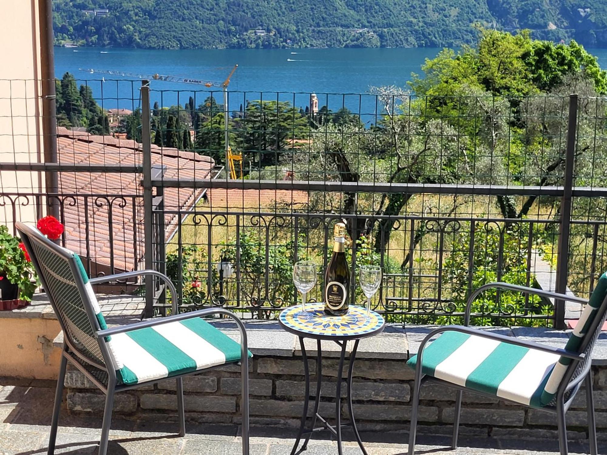 Casa Intignano - Appartamento Con Terrazzo Vista Lago Тремеццо Екстер'єр фото