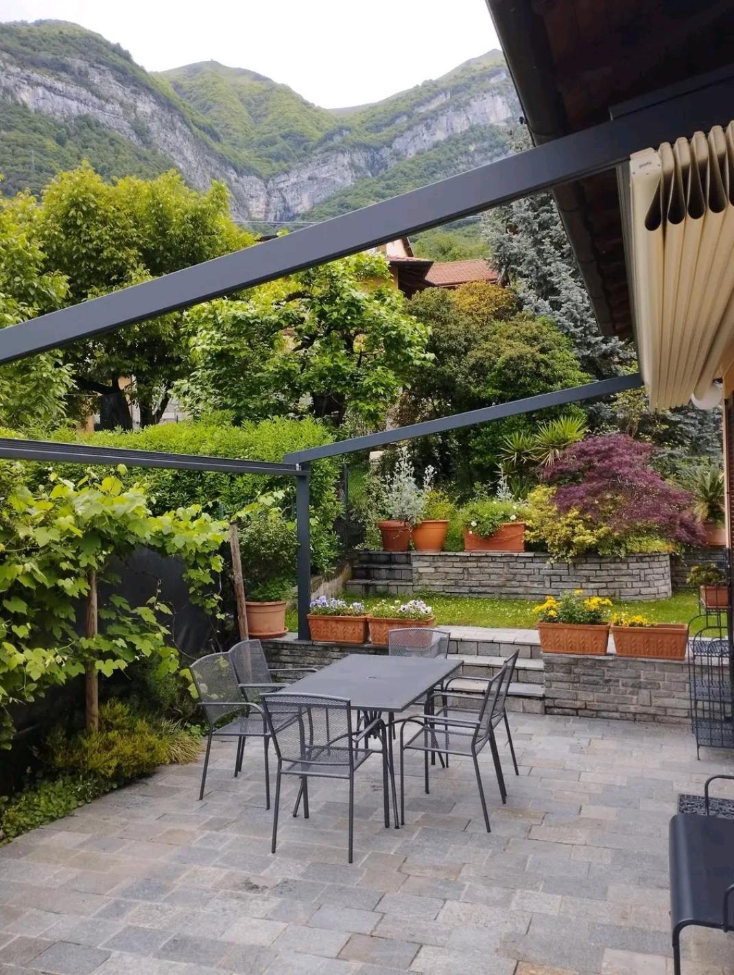 Casa Intignano - Appartamento Con Terrazzo Vista Lago Тремеццо Екстер'єр фото