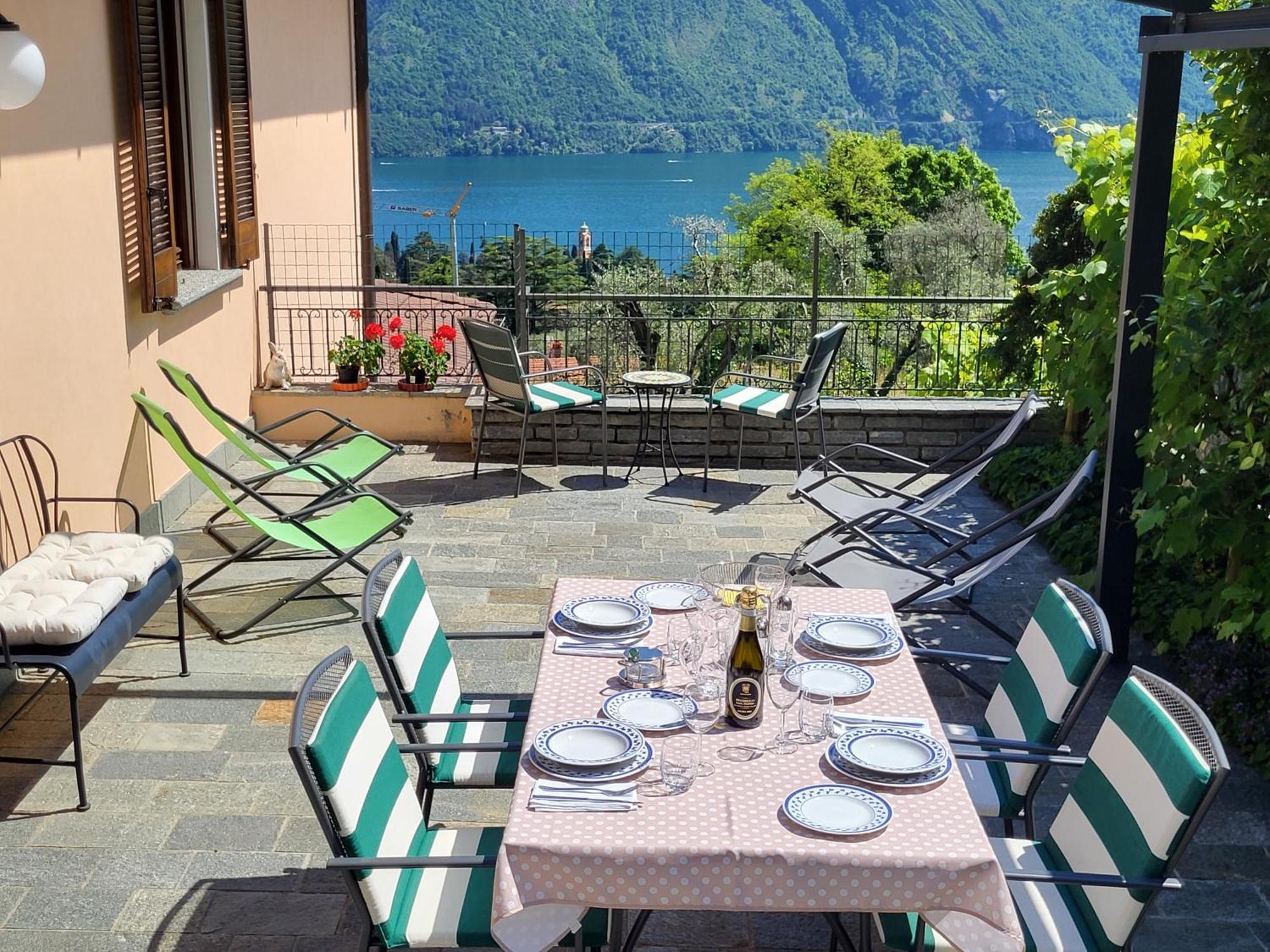 Casa Intignano - Appartamento Con Terrazzo Vista Lago Тремеццо Екстер'єр фото